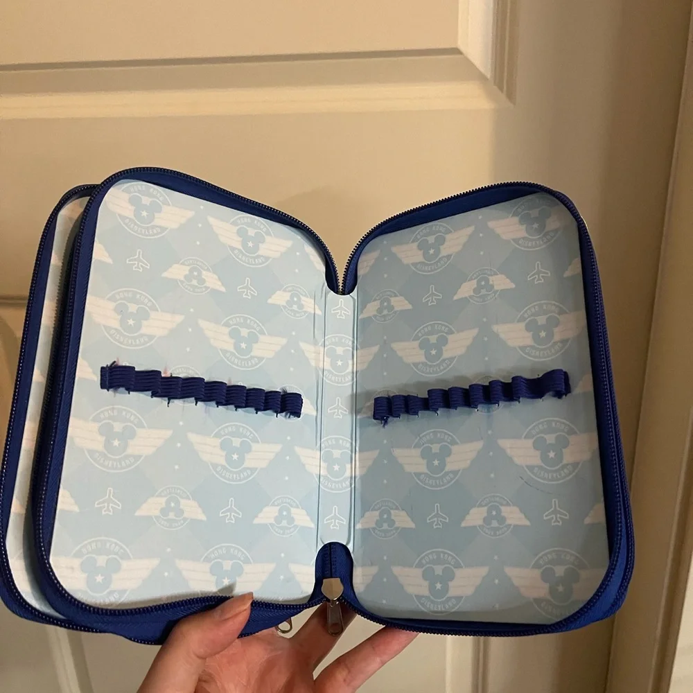 Disneyland Hong Kong Mickey Mouse Airways DISNEY 3 SECTION PENCIL CASE ORGANIZER